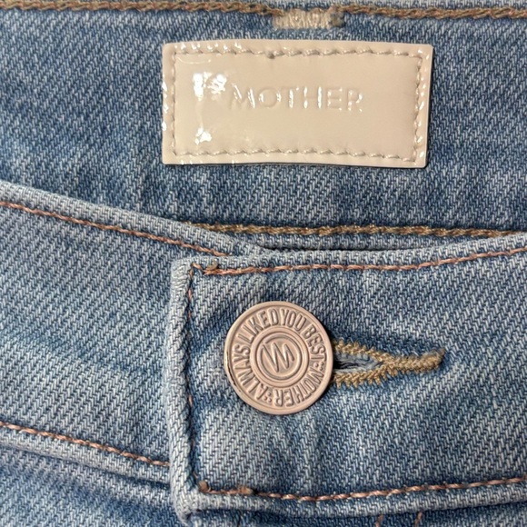 MOTHER Insider Crop Step Fray Jeans Size 28 Light Wash Raw Hem - Picture 2 of 6